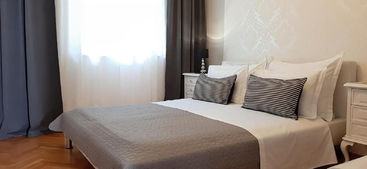 Guesthouse Civljak Baška Voda Exteriör bild