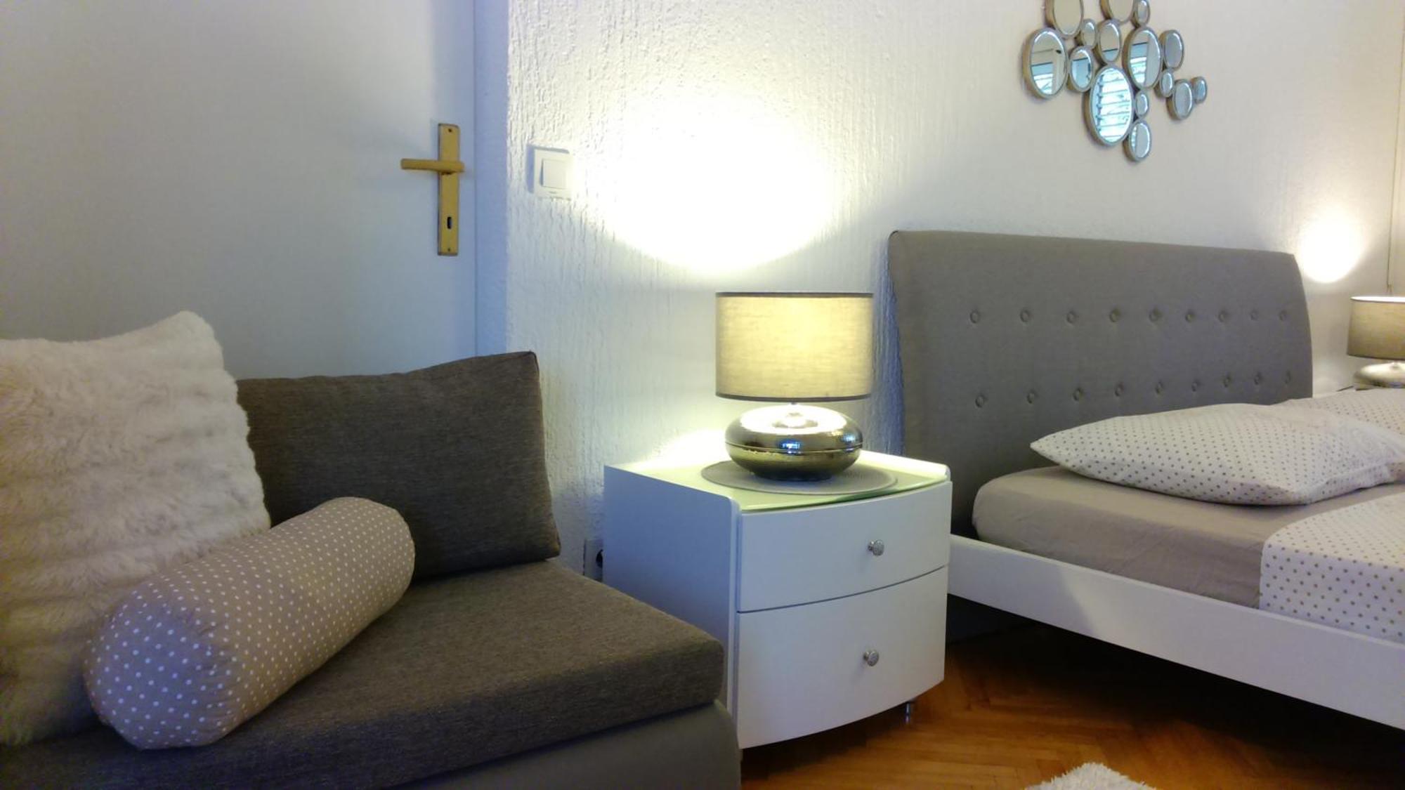 Guesthouse Civljak Baška Voda Exteriör bild